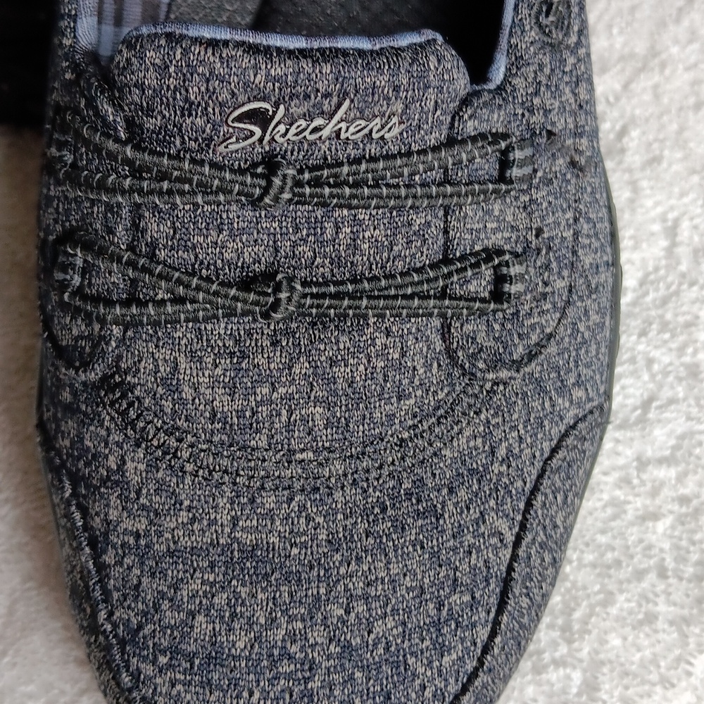 NWOT Skechers Slip On Comfort Casual Shoes - Picture 12 of 16